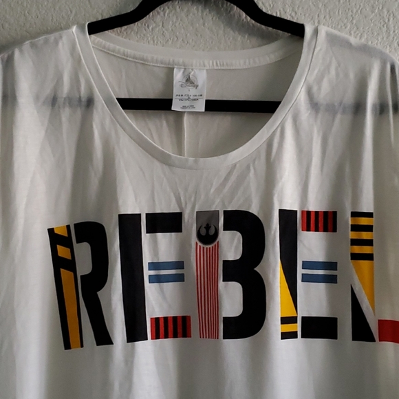 Disney Star Wars Tshirt - Picture 3 of 4